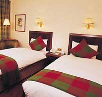 HOLIDAY INN REGENTS PARK